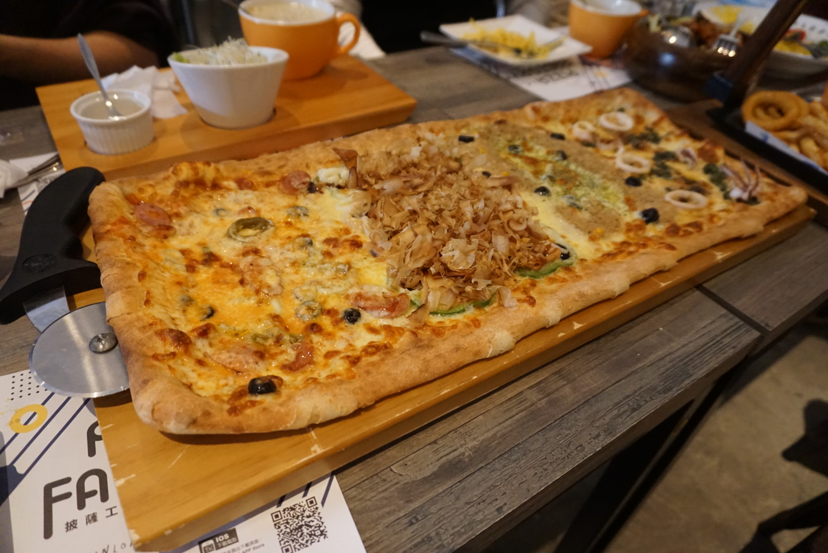 Pizza Factory 披薩工廠
